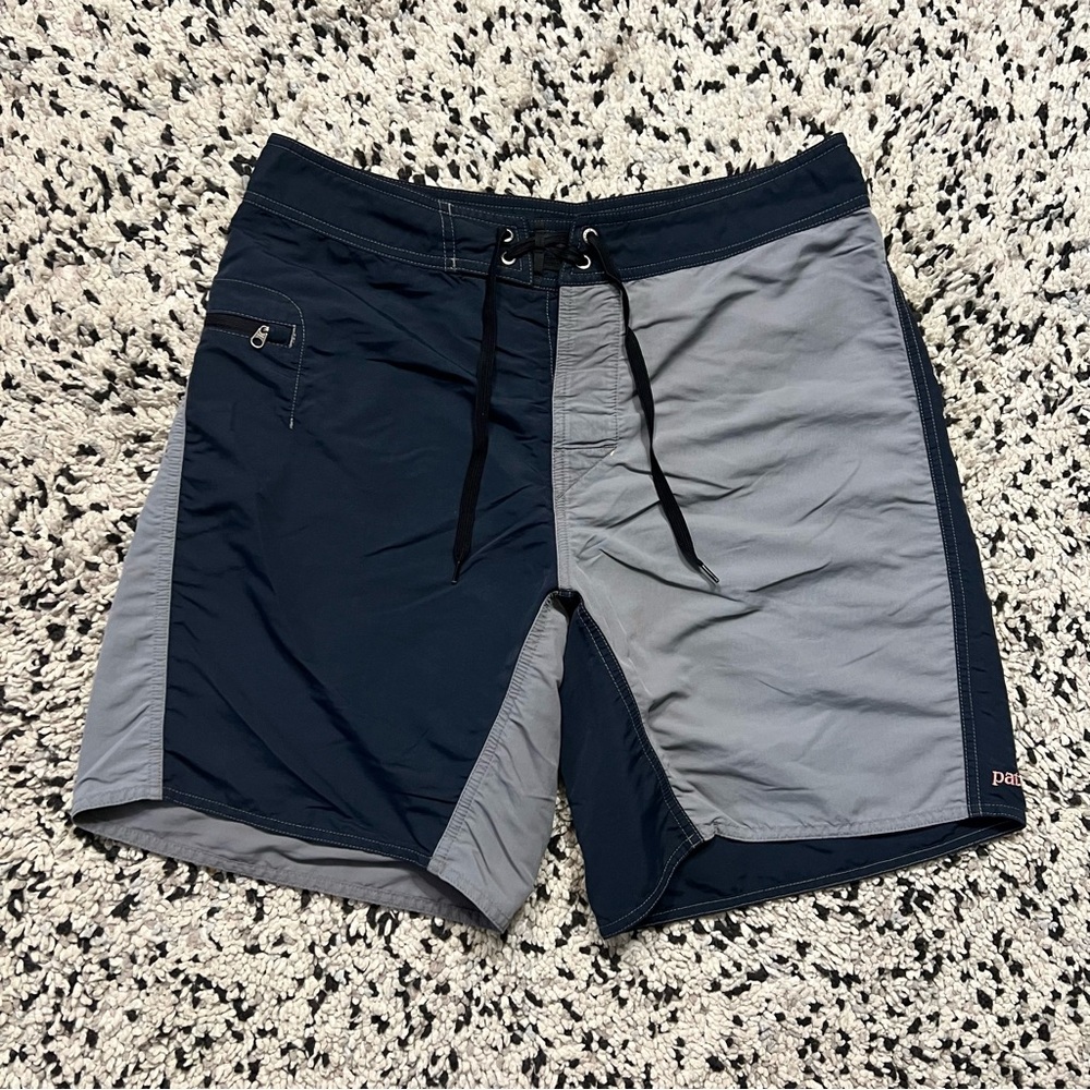 Patagonia Nylon Board Shorts Navy Blue Grey Colorblock Unlined Men’s Size 32
